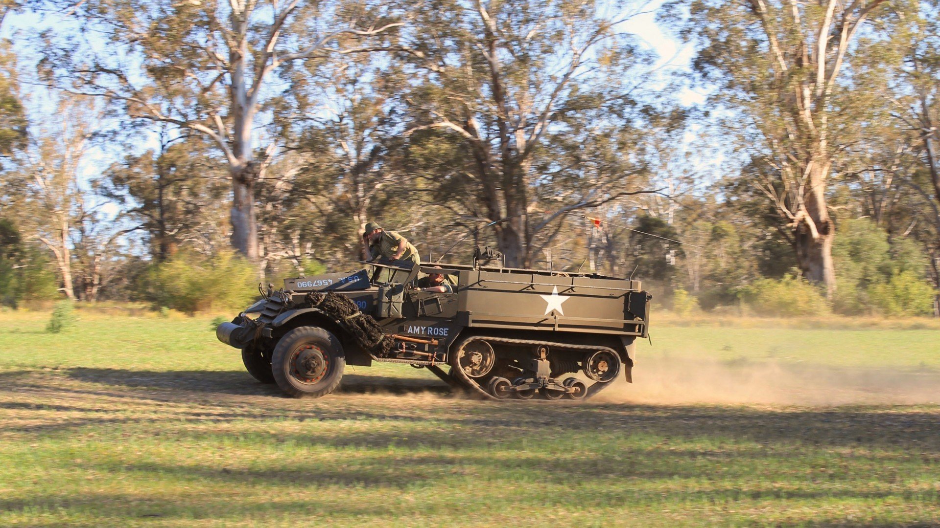“战术深度：不同球队的核心战术揭秘”，球队战术怎么设置