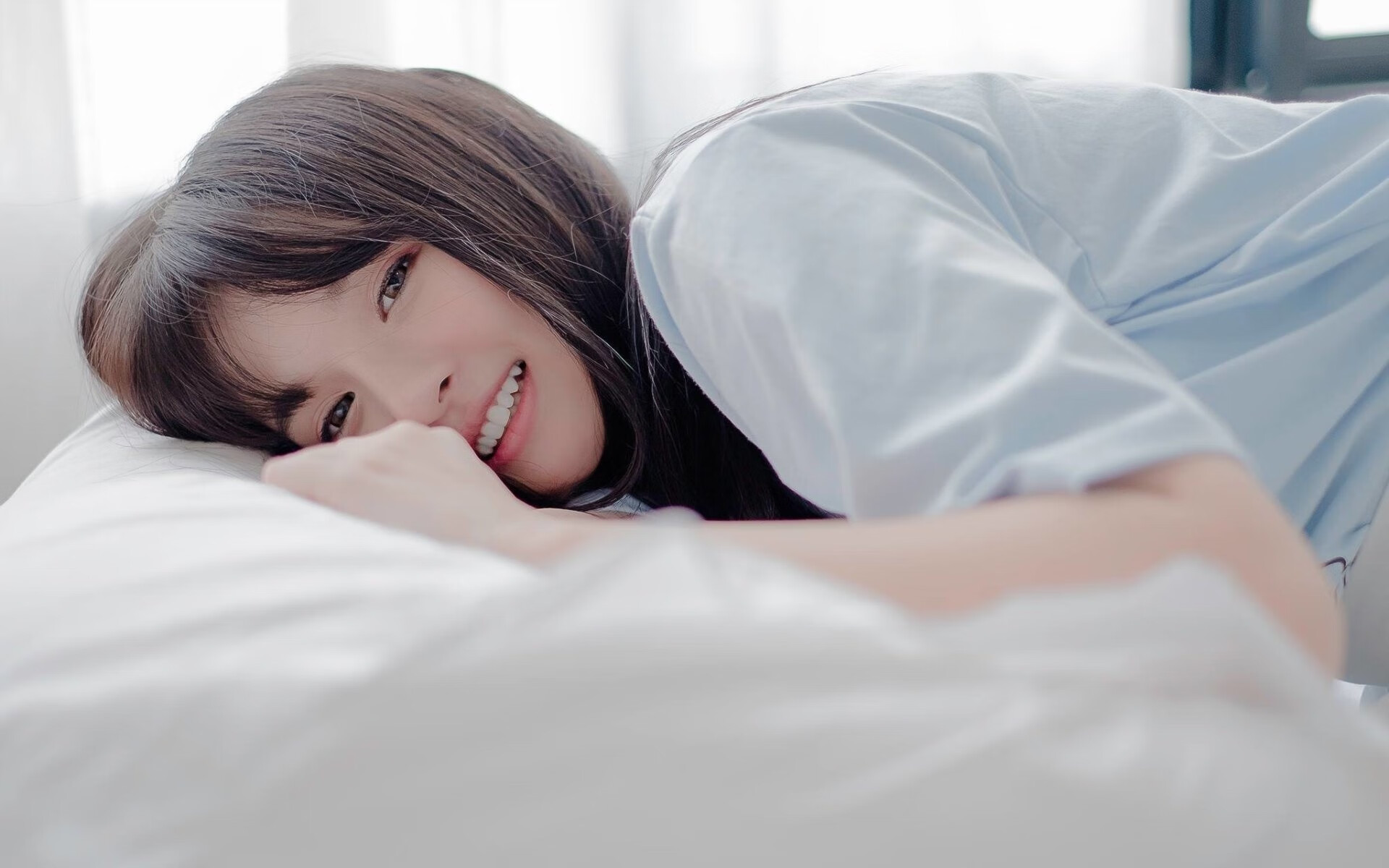 英超强强对话,比分2-2,关键数据显示:抢断成功率78%,传球成功率87%