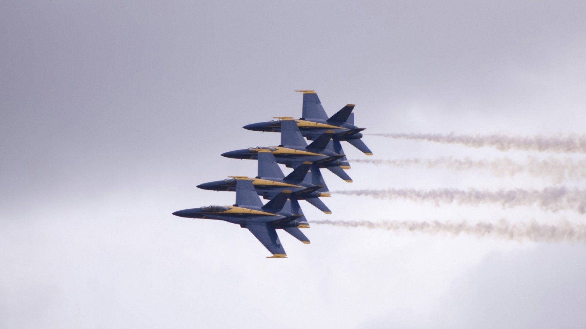 九游下载安装-狼队客场挑战伯恩茅斯，艰难取胜积分不断，狼队eg