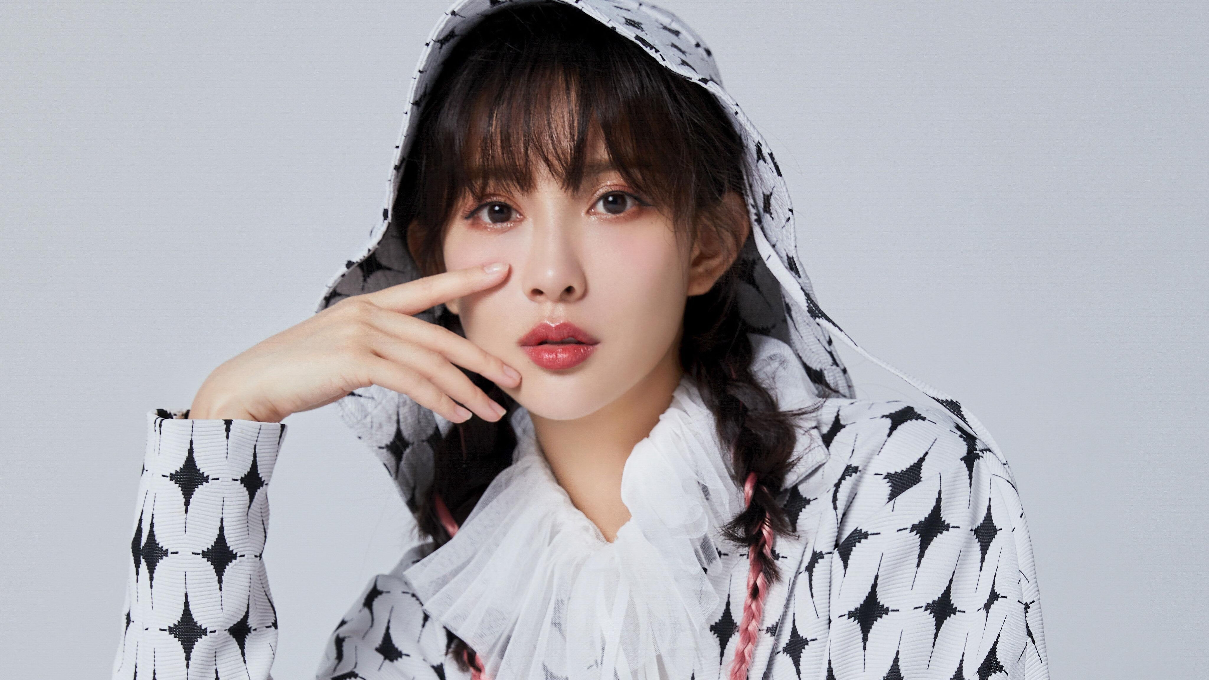 凯蒂·莱德基稳健掌控比赛节奏,凯蒂芬得莱